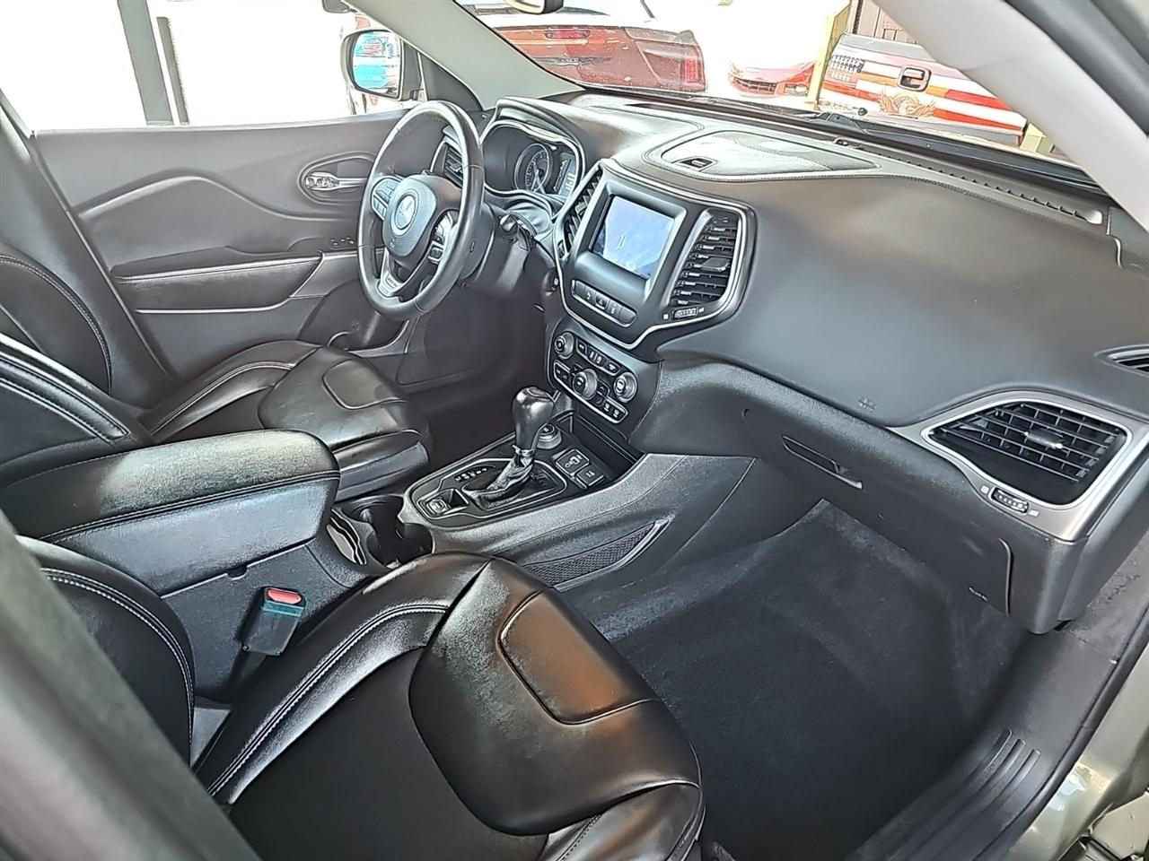 Jeep Cherokee Latitude Plus 4x4 2021