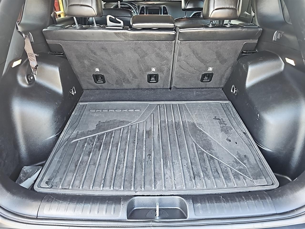 Jeep Cherokee Latitude Plus 4x4 2021