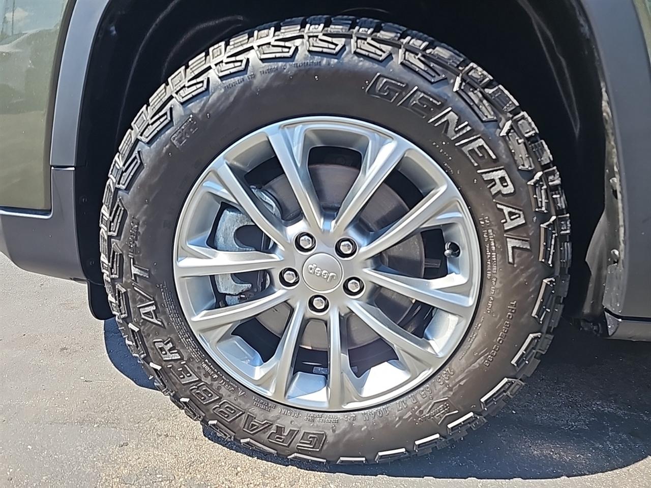 Jeep Cherokee Latitude Plus 4x4 2021