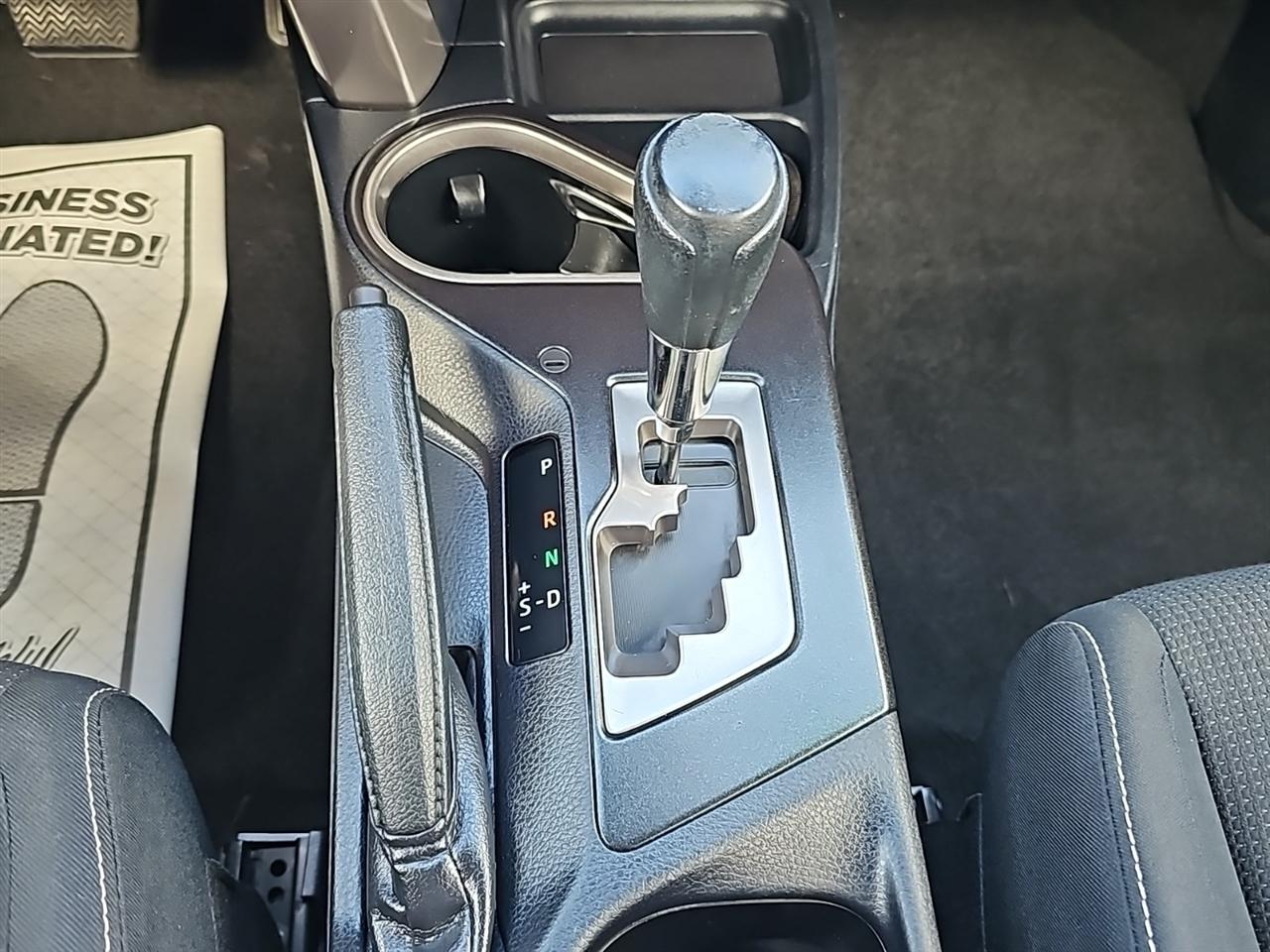 Toyota RAV4 XLE AWD (Natl) 2017