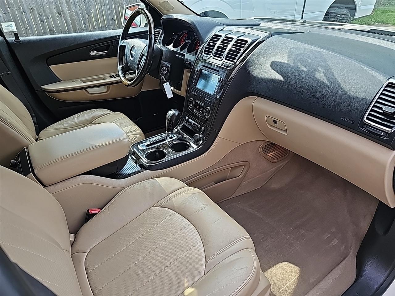 GMC Acadia AWD 4dr Denali 2011