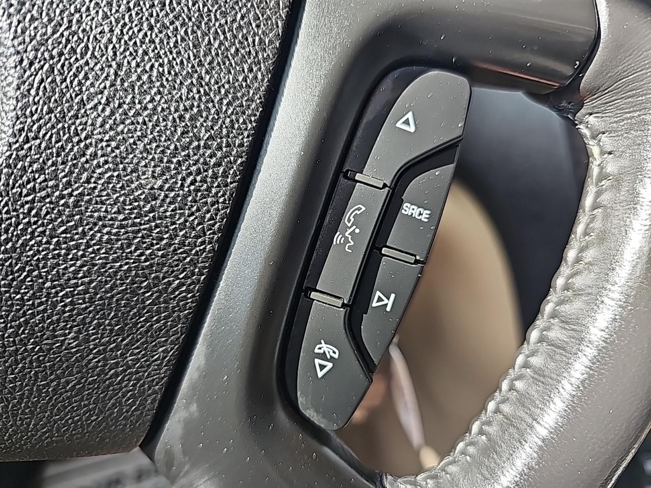 GMC Acadia AWD 4dr Denali 2011