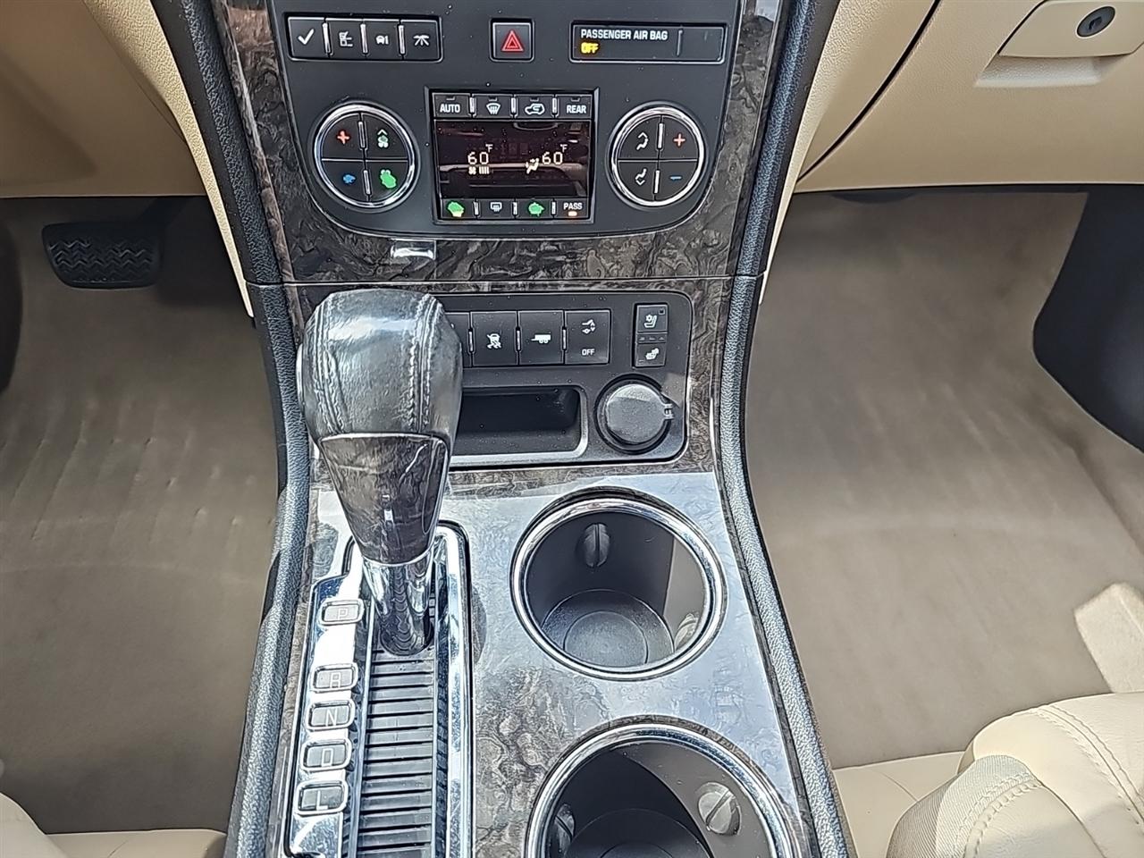 GMC Acadia AWD 4dr Denali 2011