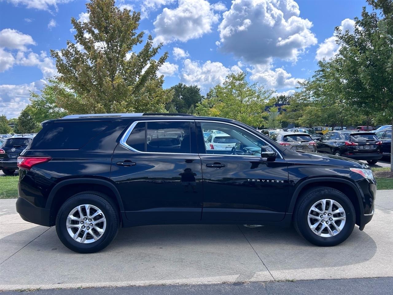 Chevrolet Traverse AWD 4dr LT Cloth w/1LT 2018