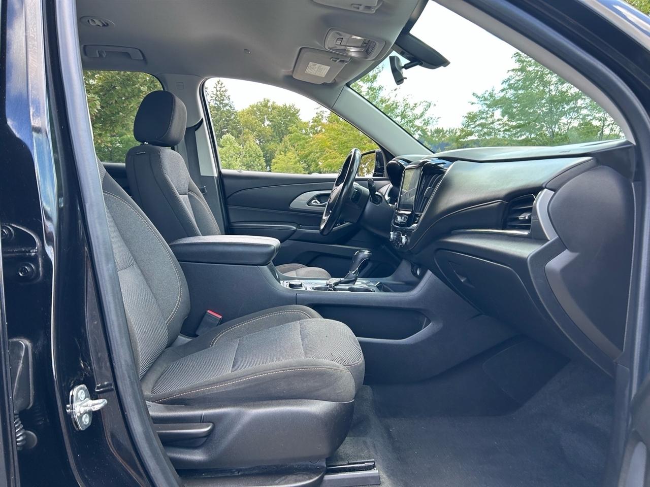 Chevrolet Traverse AWD 4dr LT Cloth w/1LT 2018