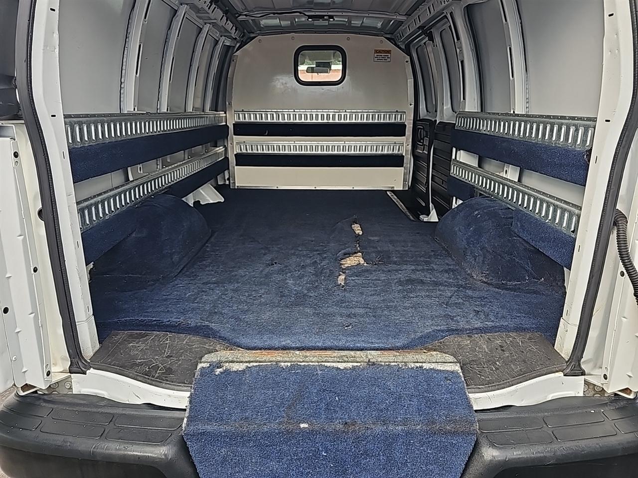 Chevrolet Express Cargo Van RWD 2500 135" 2019