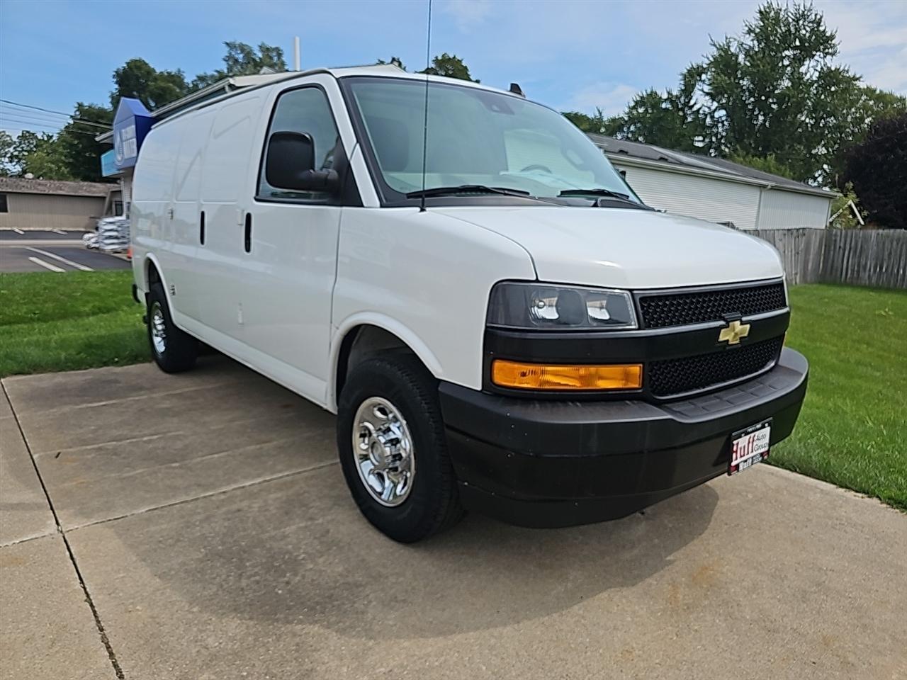 Chevrolet Express Cargo Van RWD 2500 135" 2019