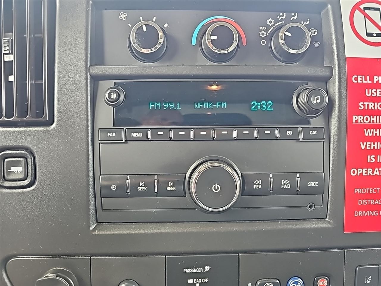 Chevrolet Express Cargo Van RWD 2500 135" 2019