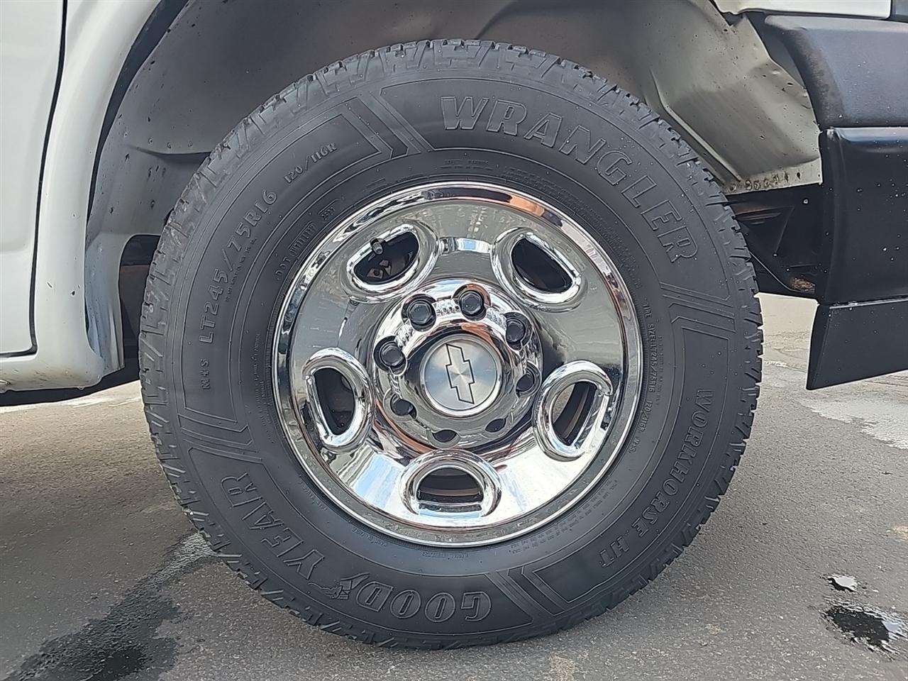 Chevrolet Express Cargo Van RWD 2500 135" 2019