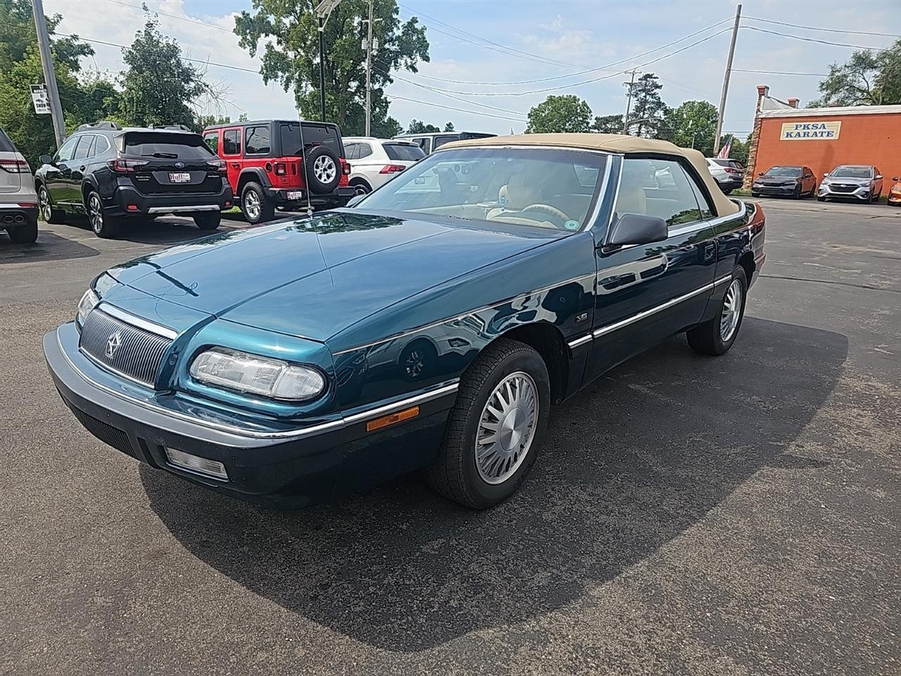 1993 Chrysler LeBaron 2dr Convertible LX