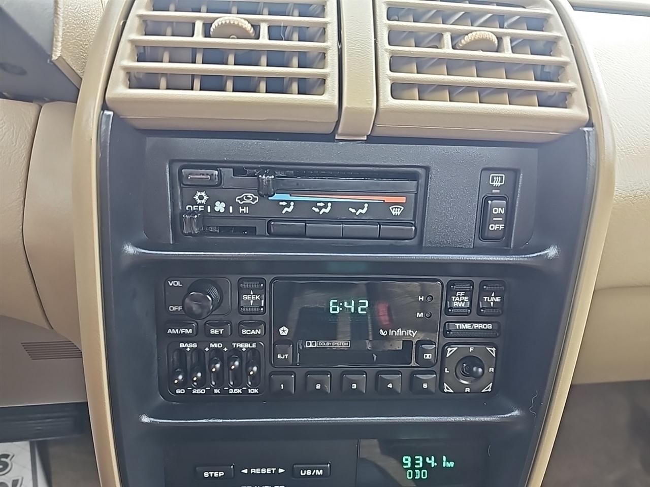 Chrysler LeBaron 2dr Convertible LX 1993