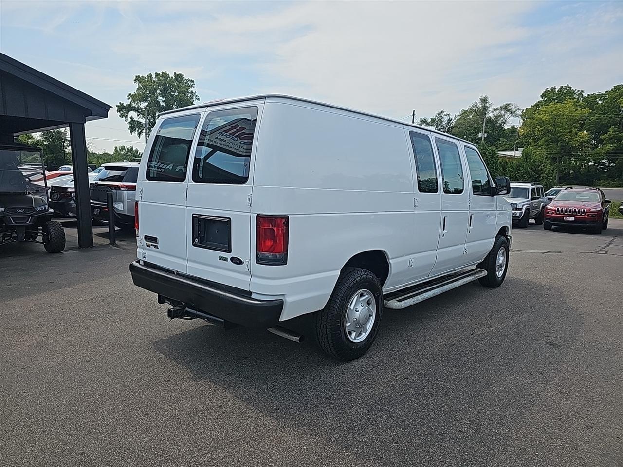 Ford Econoline Cargo Van E-250 Recreational 2014