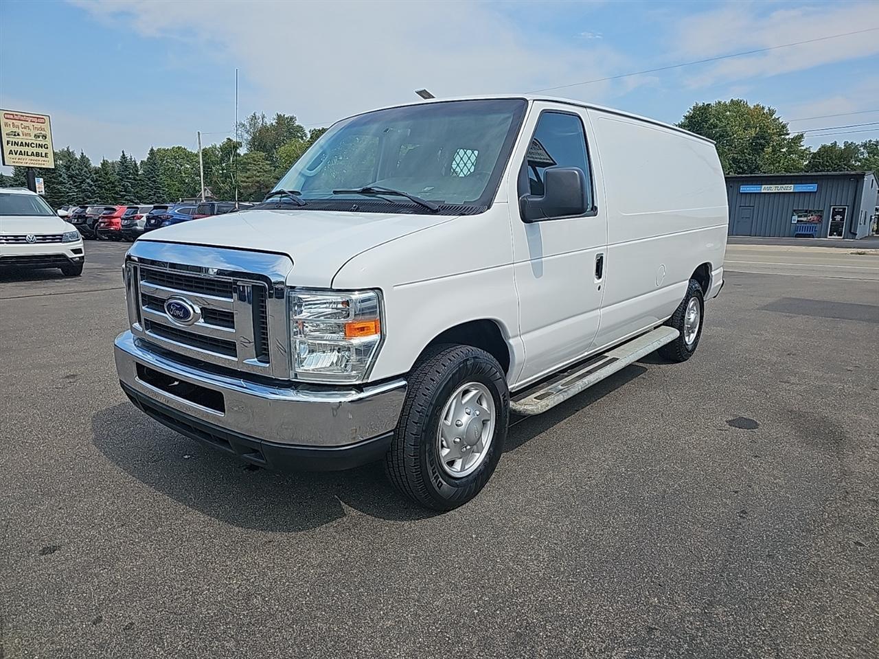 Ford Econoline Cargo Van E-250 Recreational 2014
