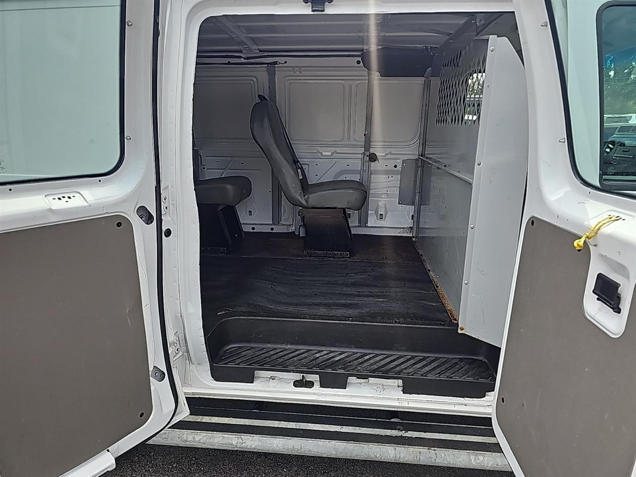 Ford Econoline Cargo Van E-250 Recreational 2014