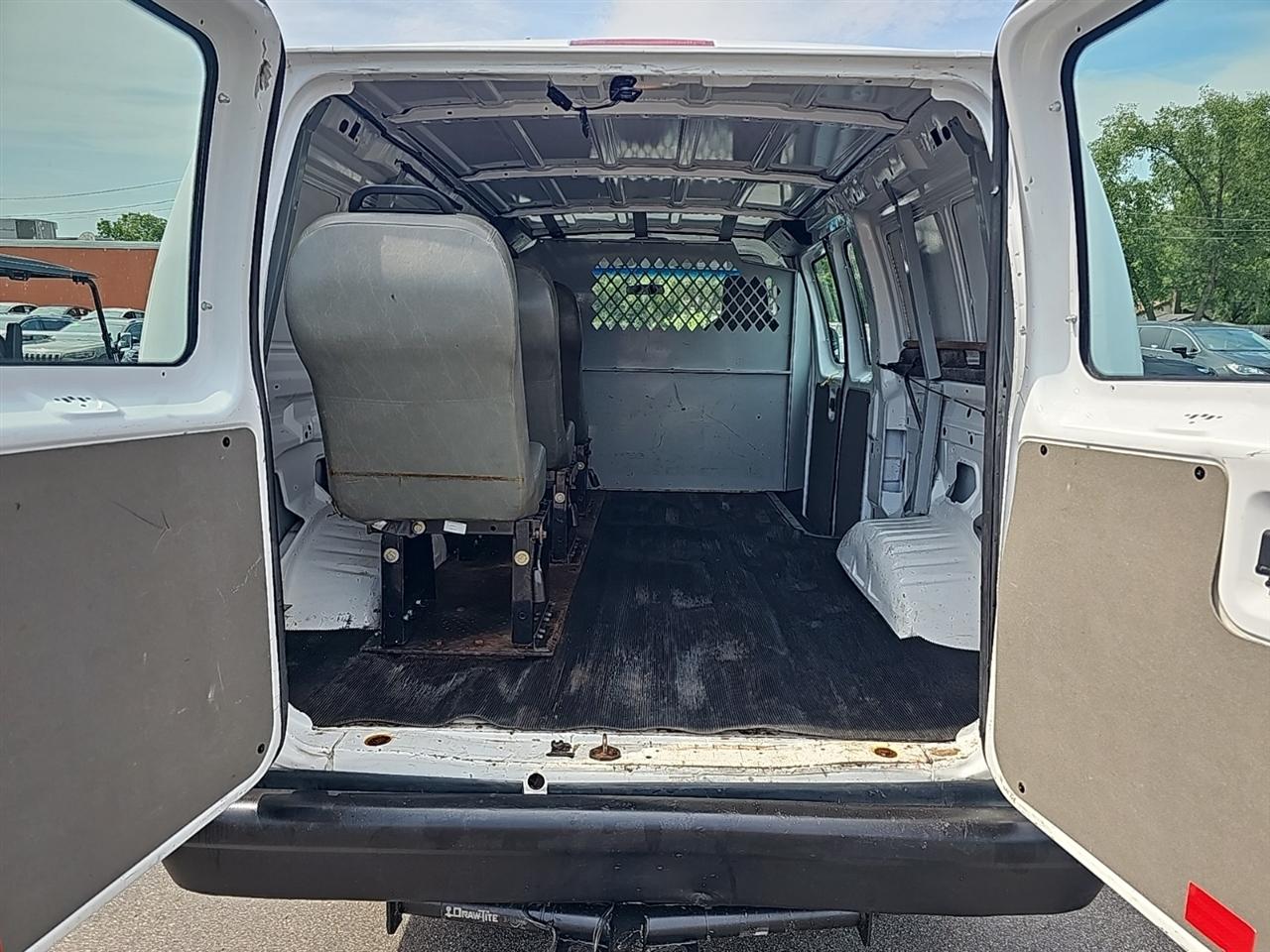 Ford Econoline Cargo Van E-250 Recreational 2014