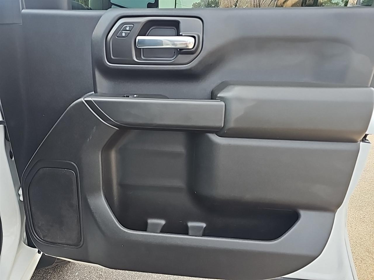 Chevrolet Silverado 2500HD 4WD Crew Cab 159" Custom 2020