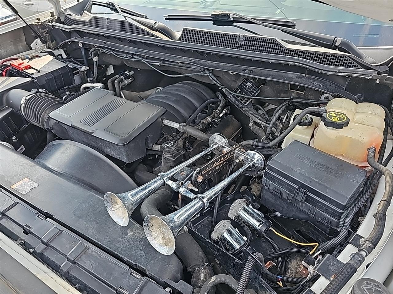 Chevrolet Silverado 2500HD 4WD Crew Cab 159" Custom 2020