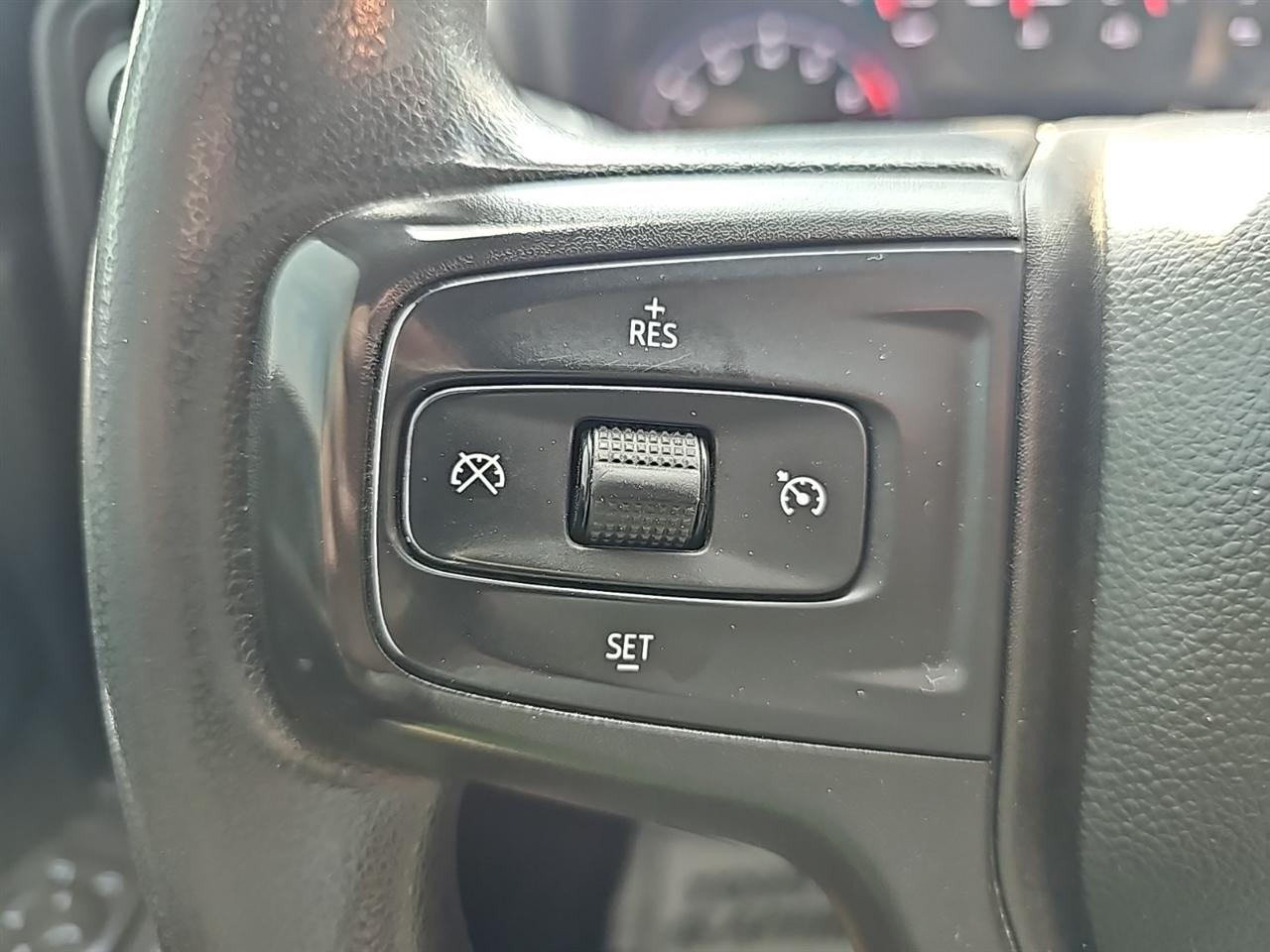 Chevrolet Silverado 2500HD 4WD Crew Cab 159" Custom 2020