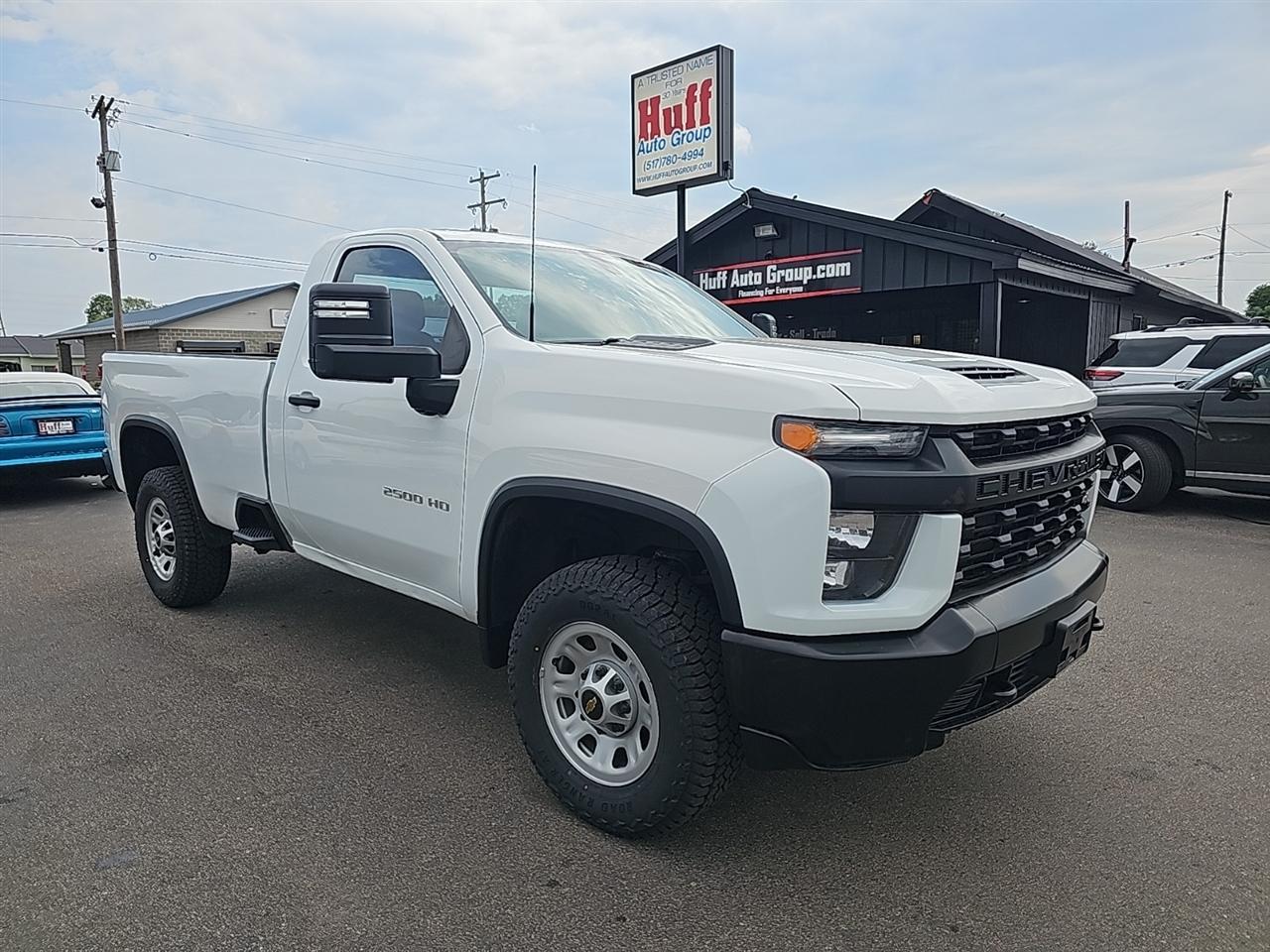 Chevrolet Silverado 2500HD 4WD Reg Cab 142" Work Truck 2022