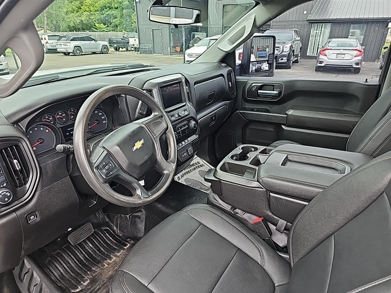 Chevrolet Silverado 2500HD 4WD Reg Cab 142" Work Truck 2022