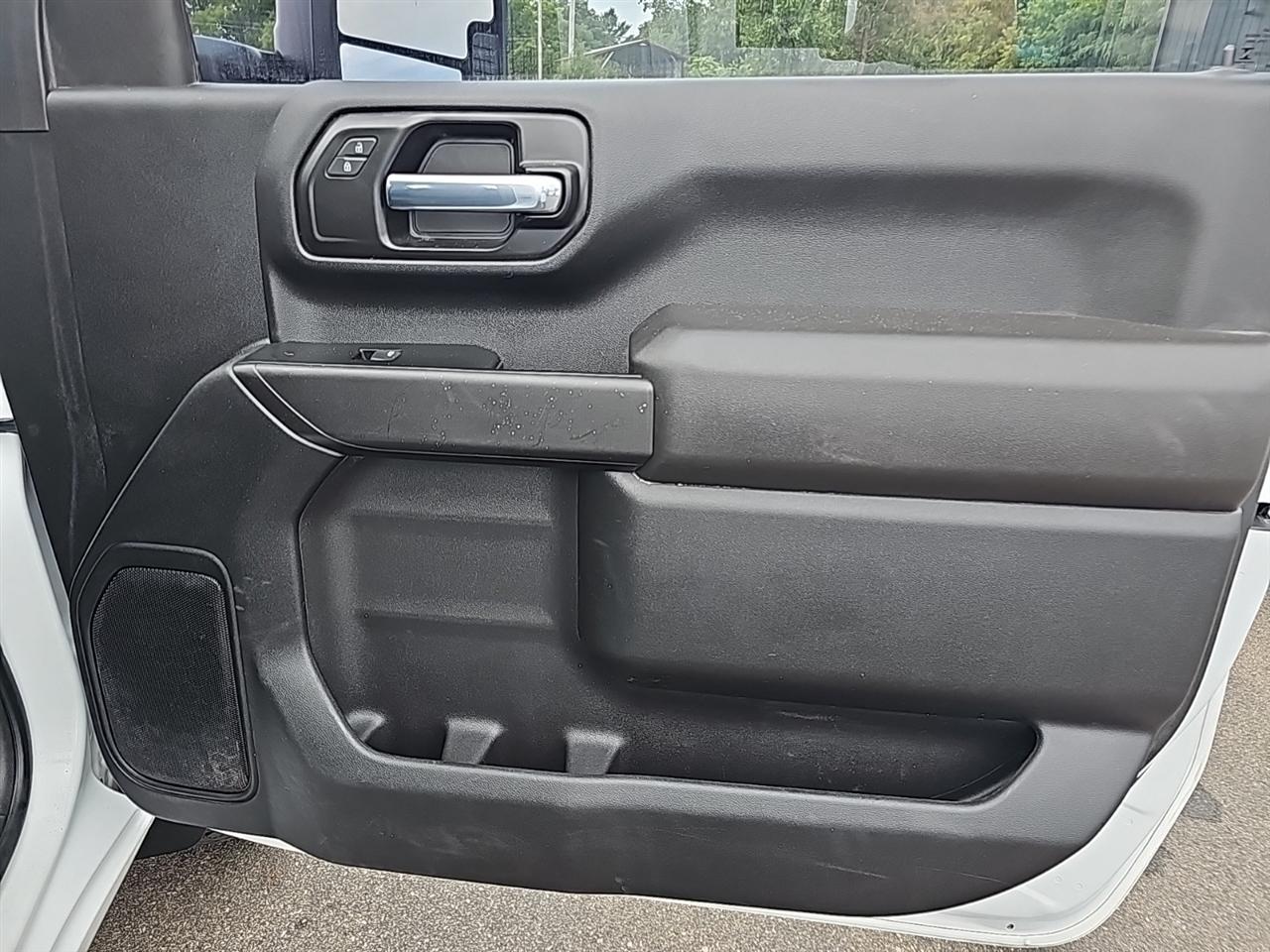 Chevrolet Silverado 2500HD 4WD Reg Cab 142" Work Truck 2022