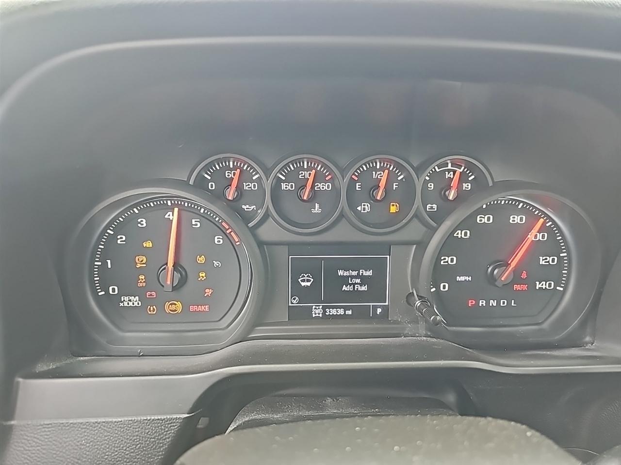 Chevrolet Silverado 2500HD 4WD Reg Cab 142" Work Truck 2022