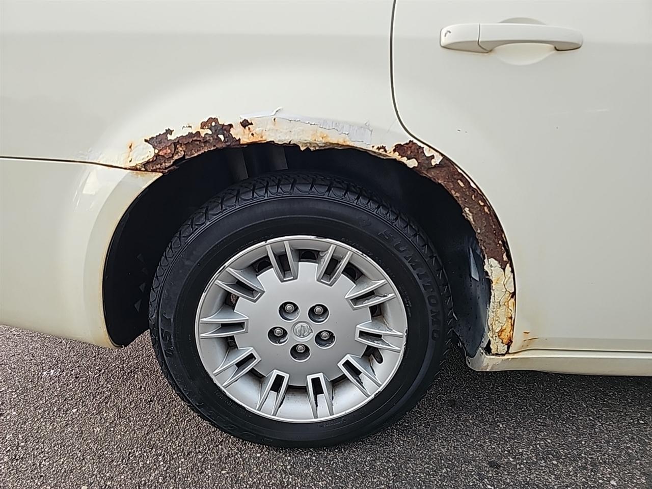 Chrysler 300 4dr Sdn 300 RWD 2007