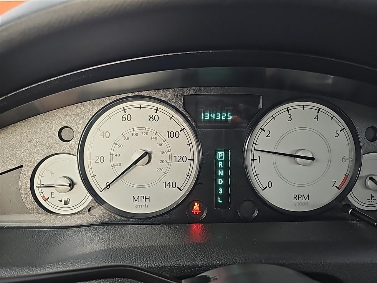 Chrysler 300 4dr Sdn 300 RWD 2007