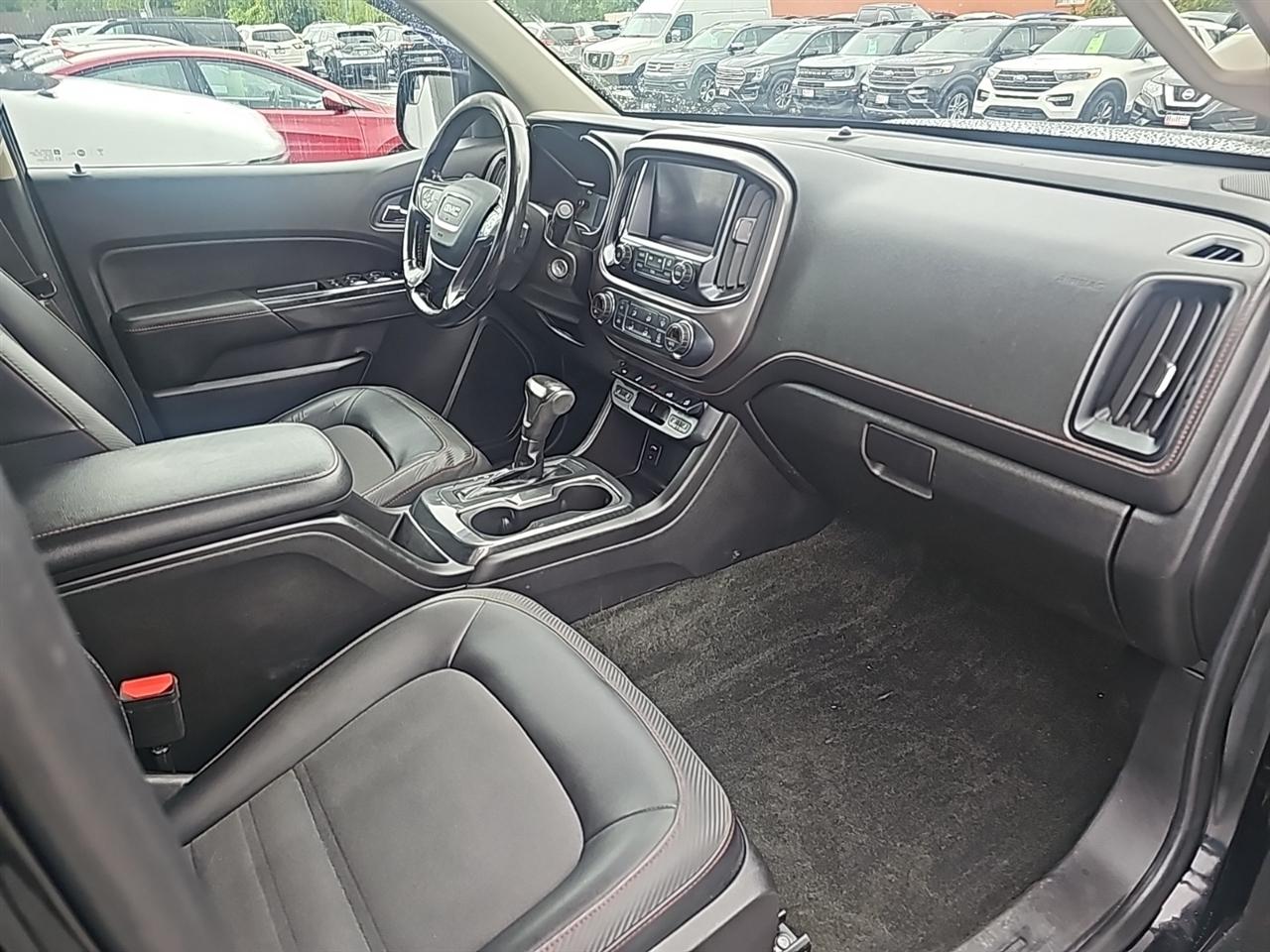 GMC Canyon 4WD Crew Cab 128.3" All Terrain w/Cloth 2018
