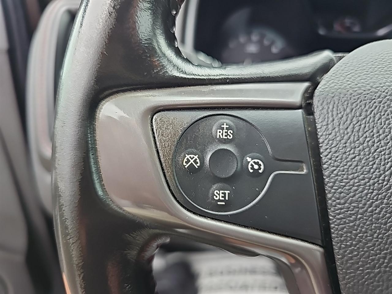 GMC Canyon 4WD Crew Cab 128.3" All Terrain w/Cloth 2018