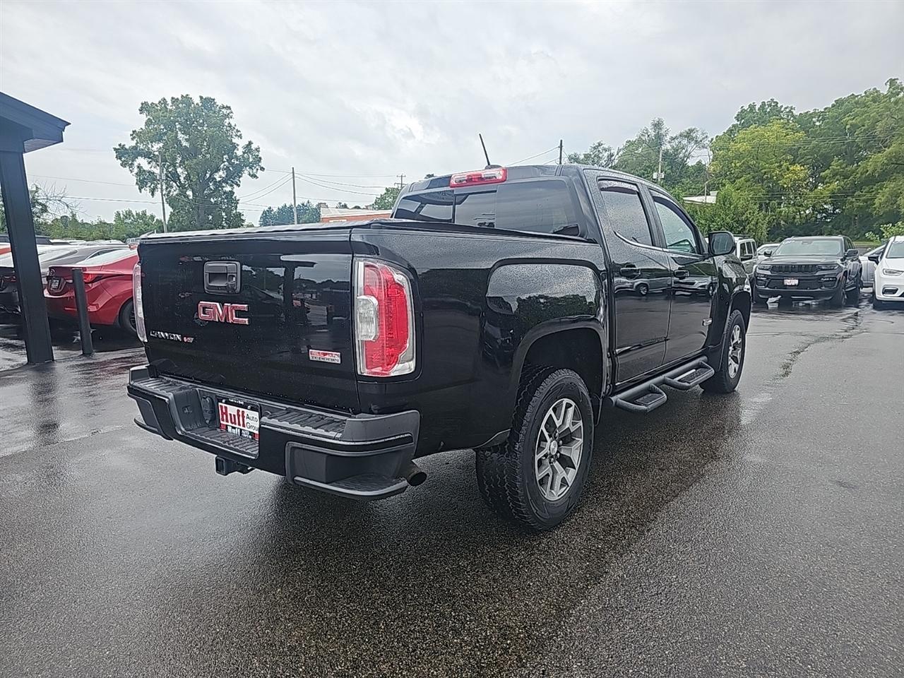 GMC Canyon 4WD Crew Cab 128.3" All Terrain w/Cloth 2018