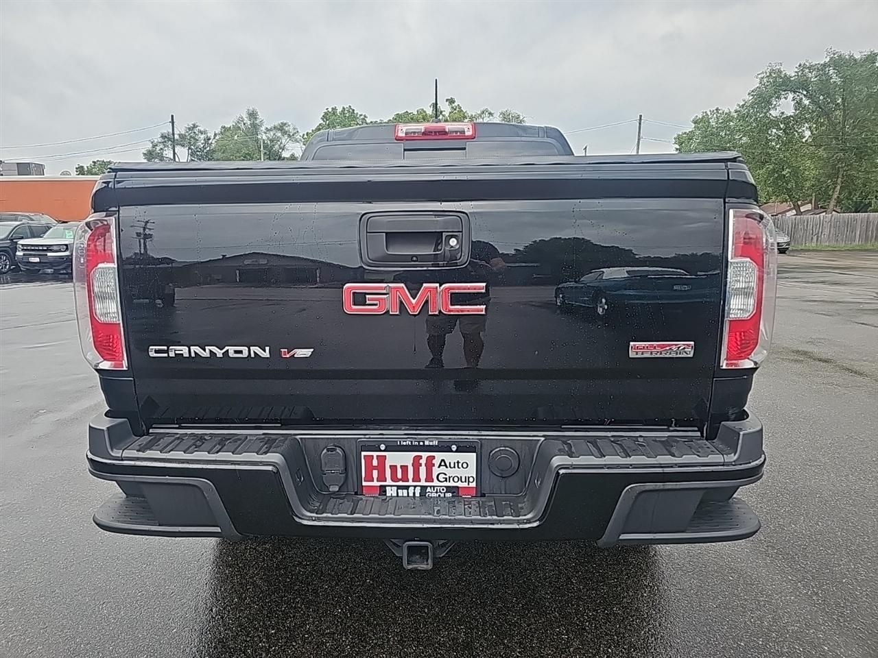 GMC Canyon 4WD Crew Cab 128.3" All Terrain w/Cloth 2018