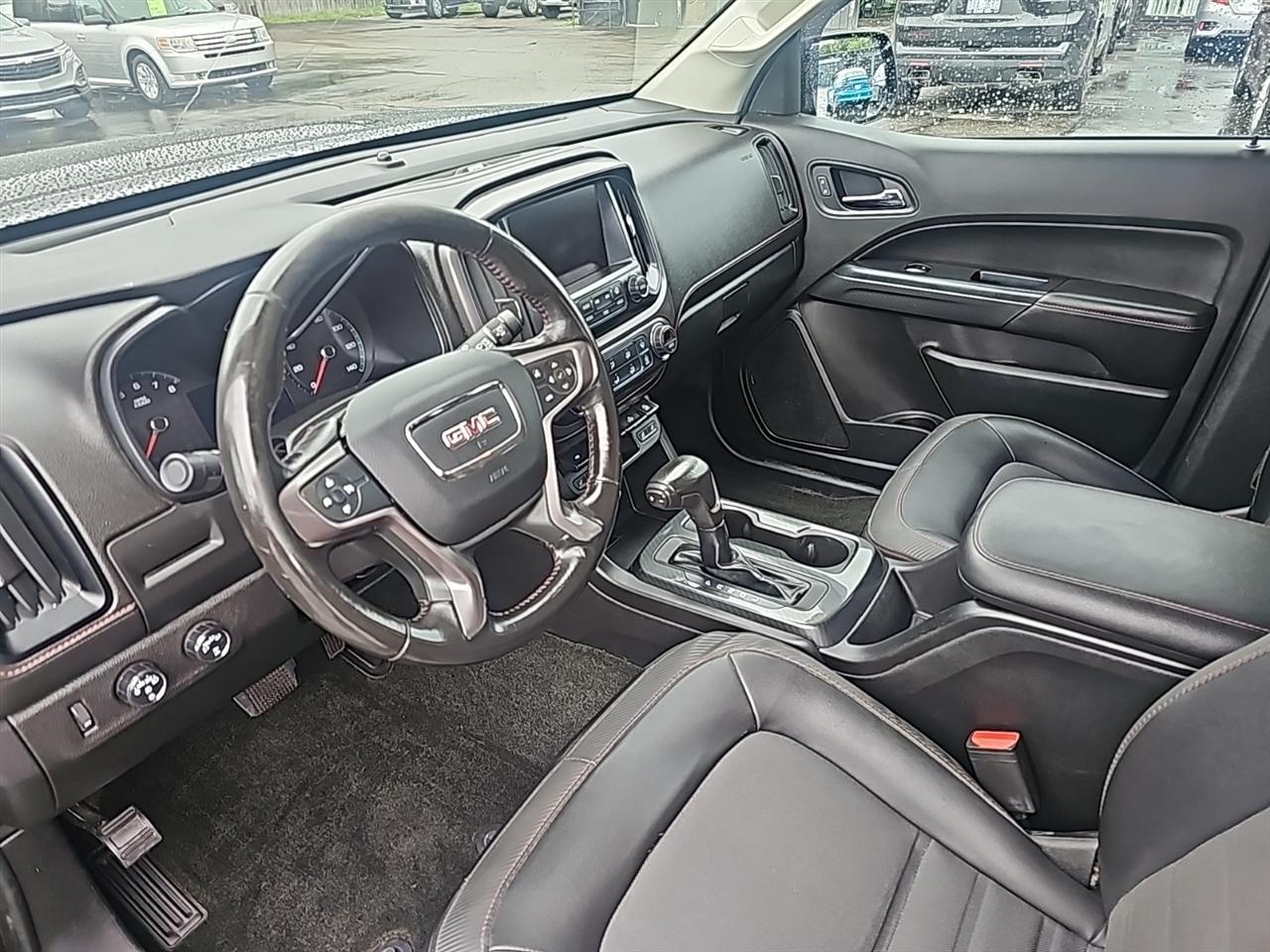 GMC Canyon 4WD Crew Cab 128.3" All Terrain w/Cloth 2018