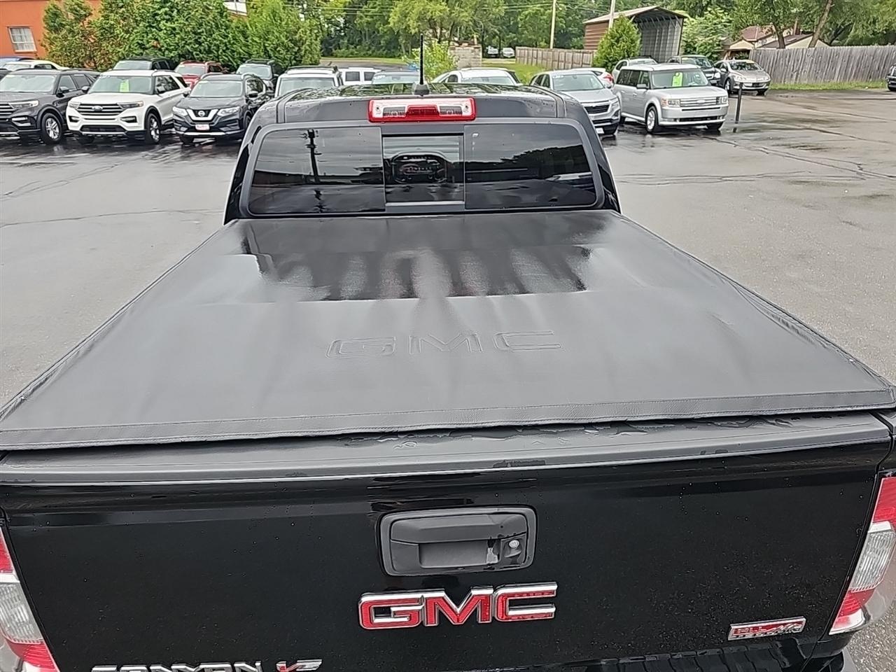 GMC Canyon 4WD Crew Cab 128.3" All Terrain w/Cloth 2018