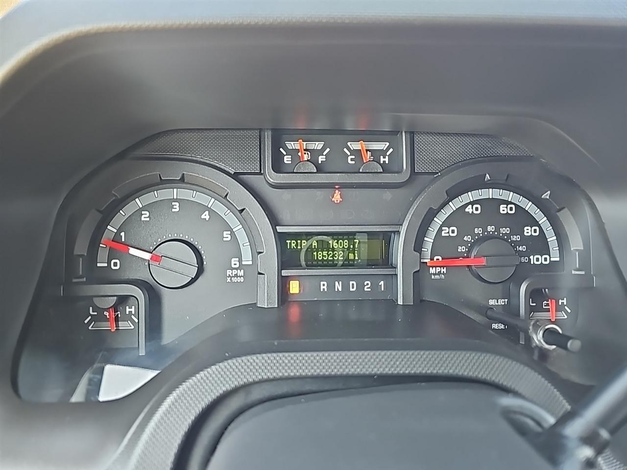 Ford Econoline Wagon E-350 Super Duty XLT 2012