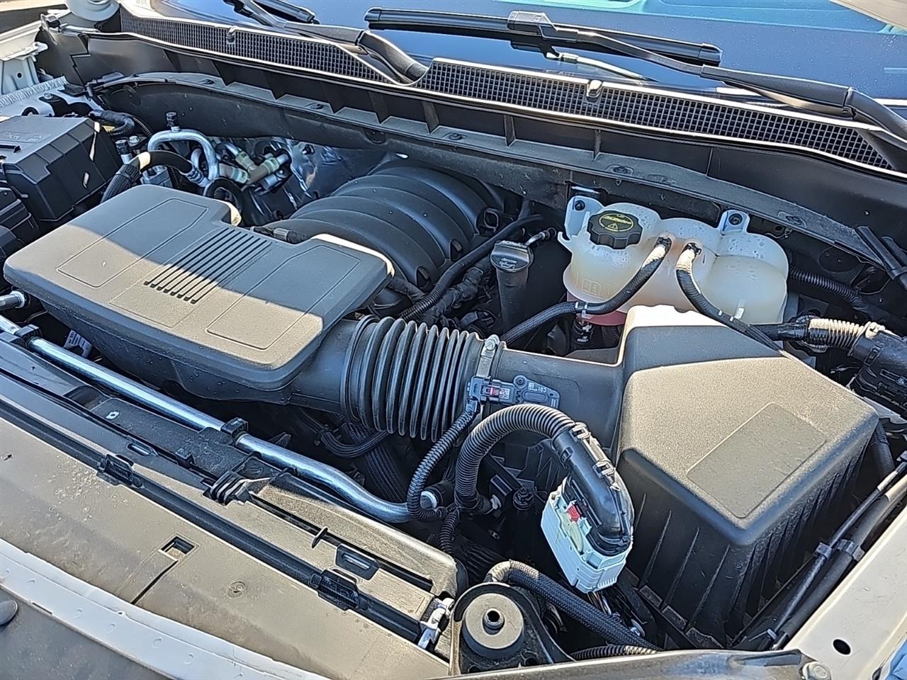 Chevrolet Suburban 4WD 4dr High Country 2024