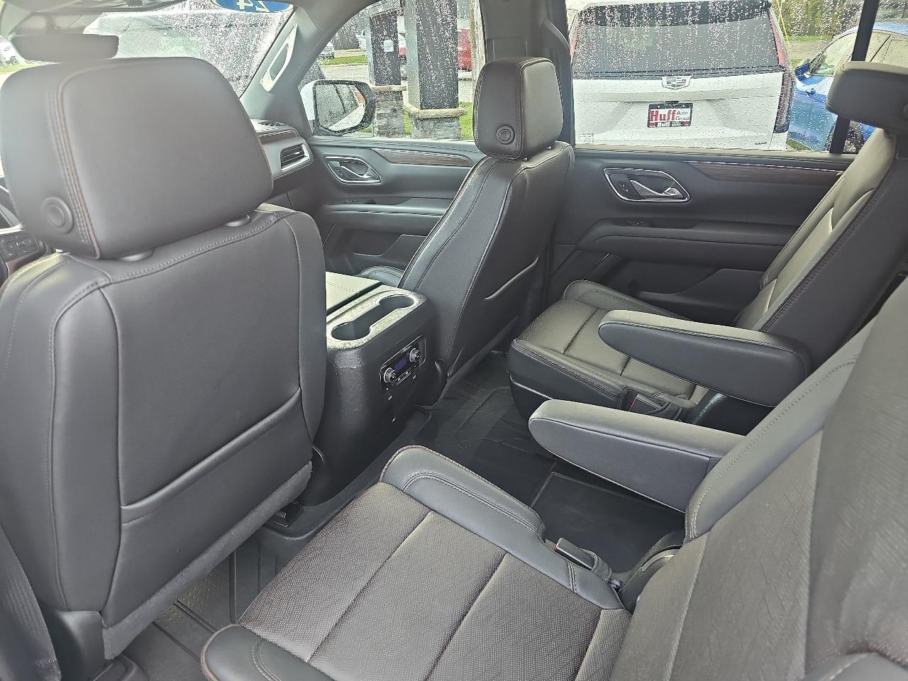 Chevrolet Suburban 4WD 4dr High Country 2024