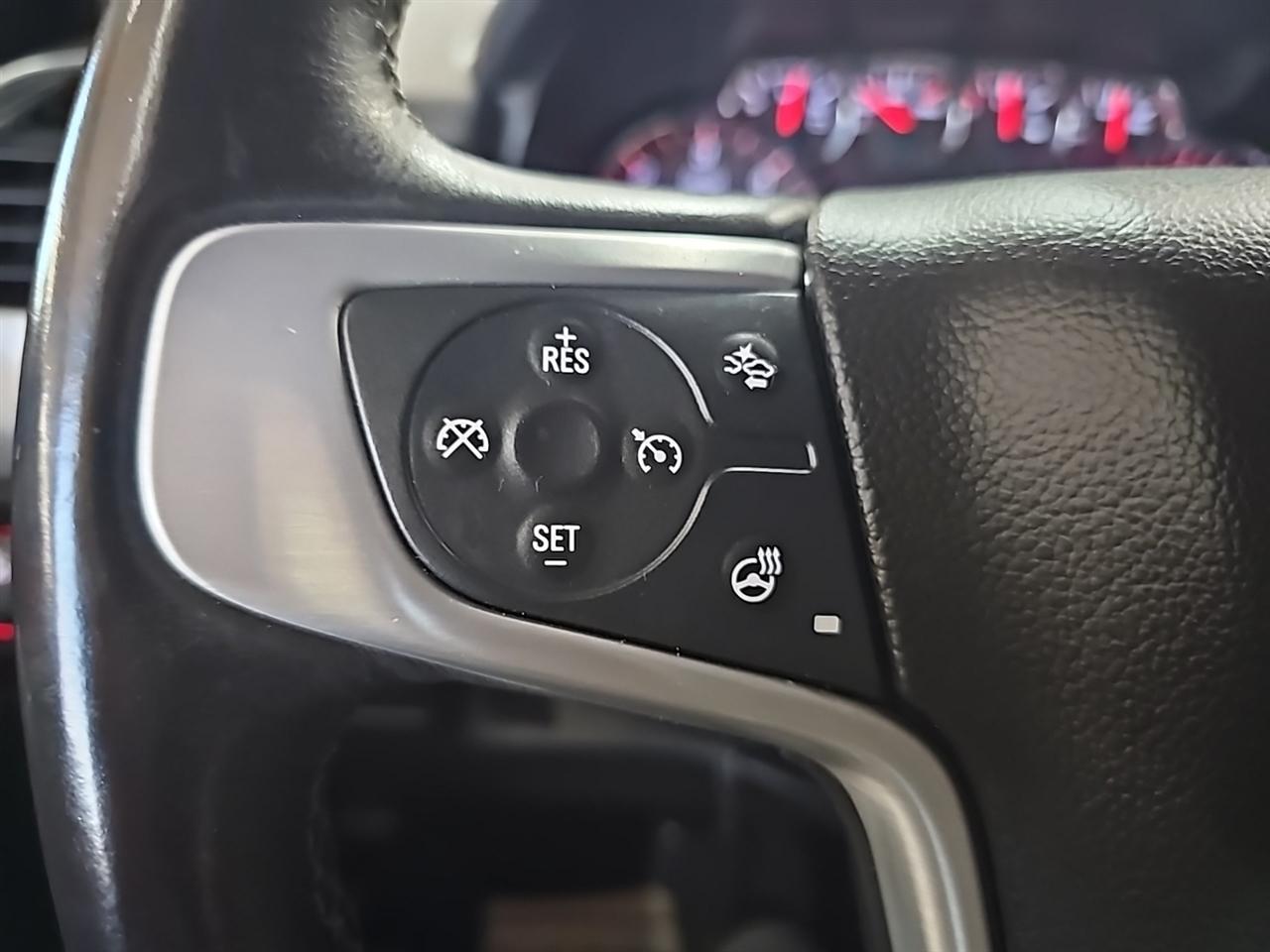 GMC Yukon 4WD 4dr SLT 2015