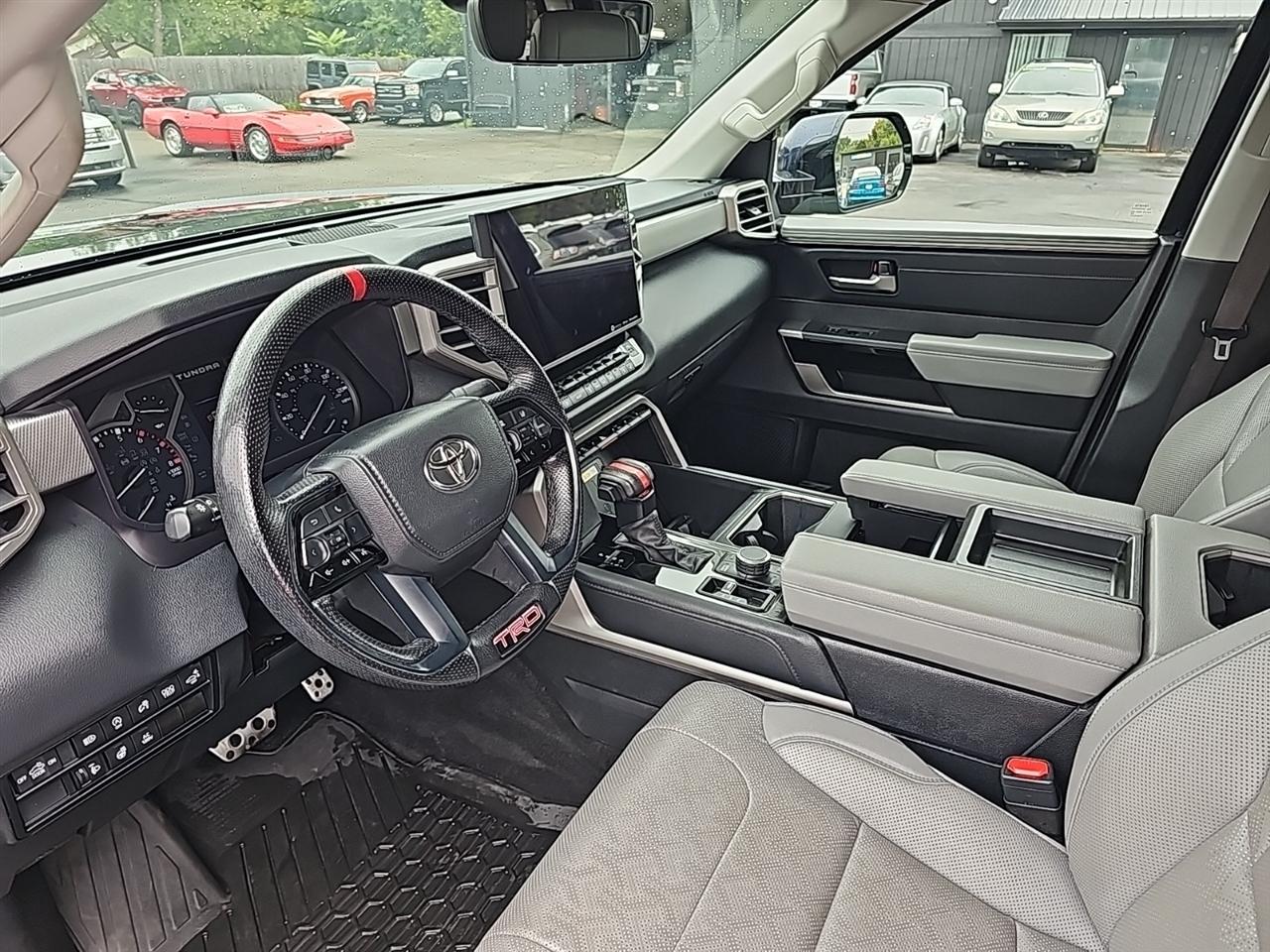 Toyota Tundra 4WD Limited CrewMax 5.5' Bed (Natl) 2022