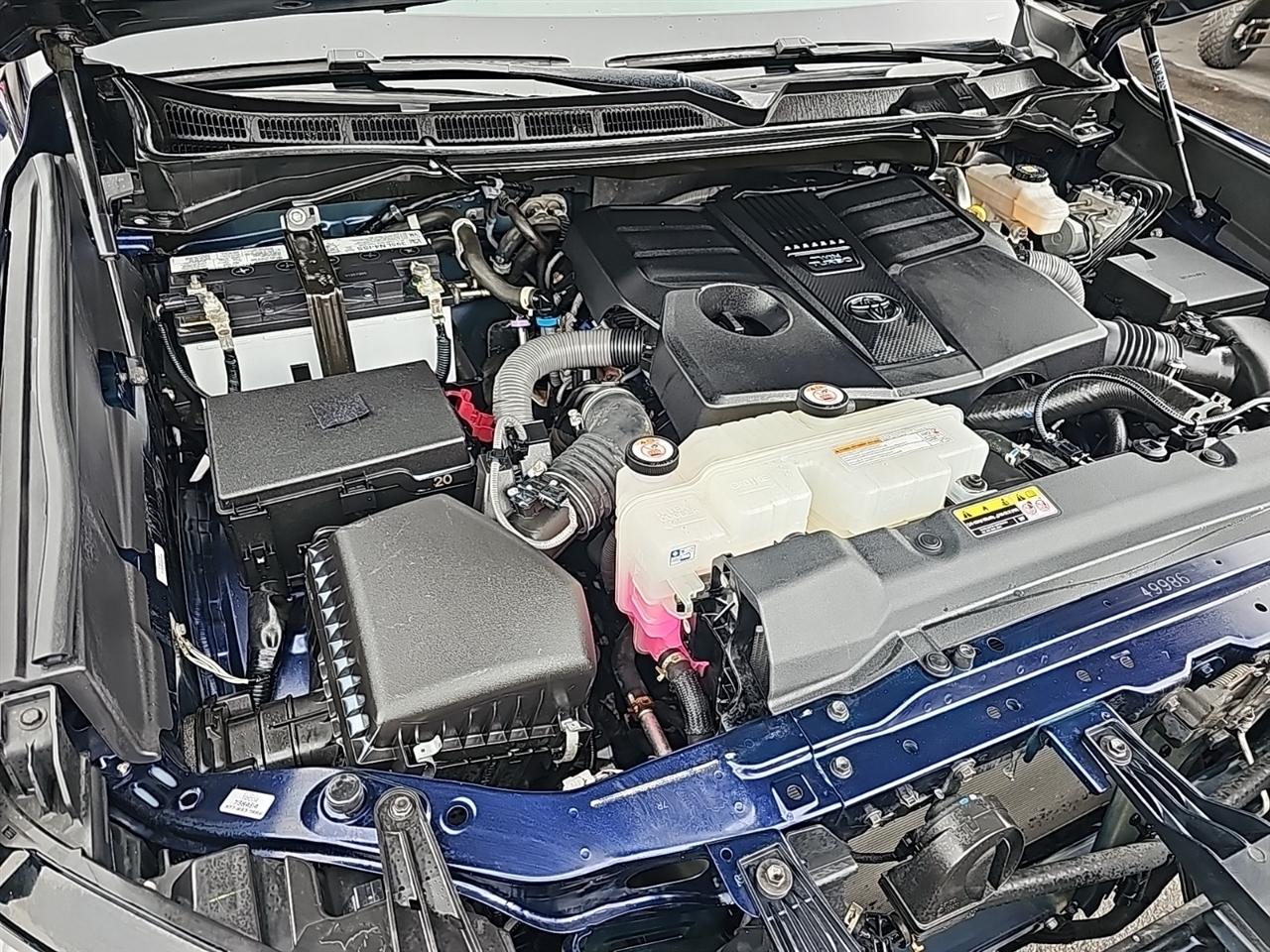 Toyota Tundra 4WD Limited CrewMax 5.5' Bed (Natl) 2022