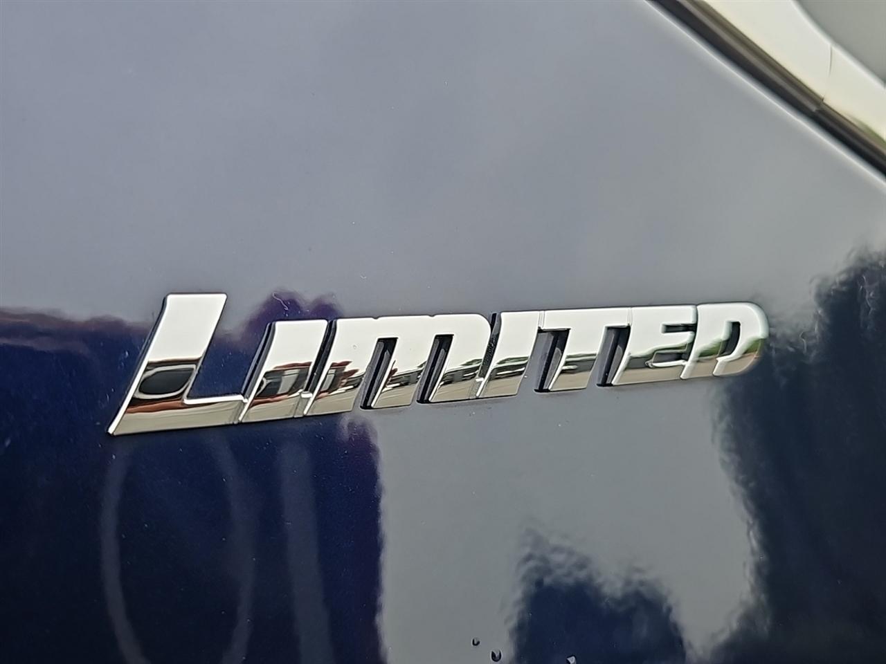 Toyota Tundra 4WD Limited CrewMax 5.5' Bed (Natl) 2022