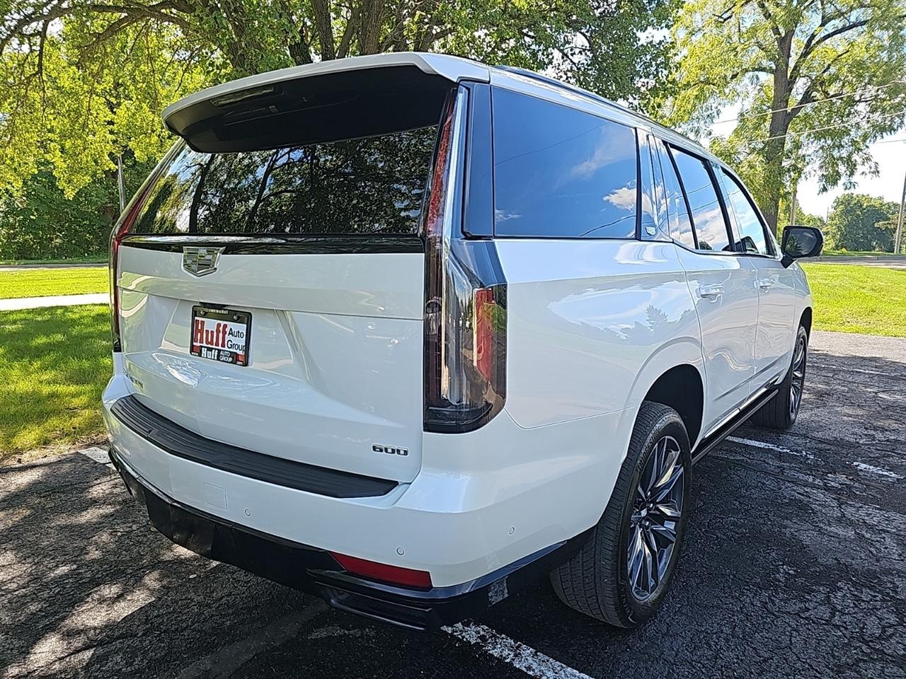 Cadillac Escalade 4WD 4dr Sport 2024