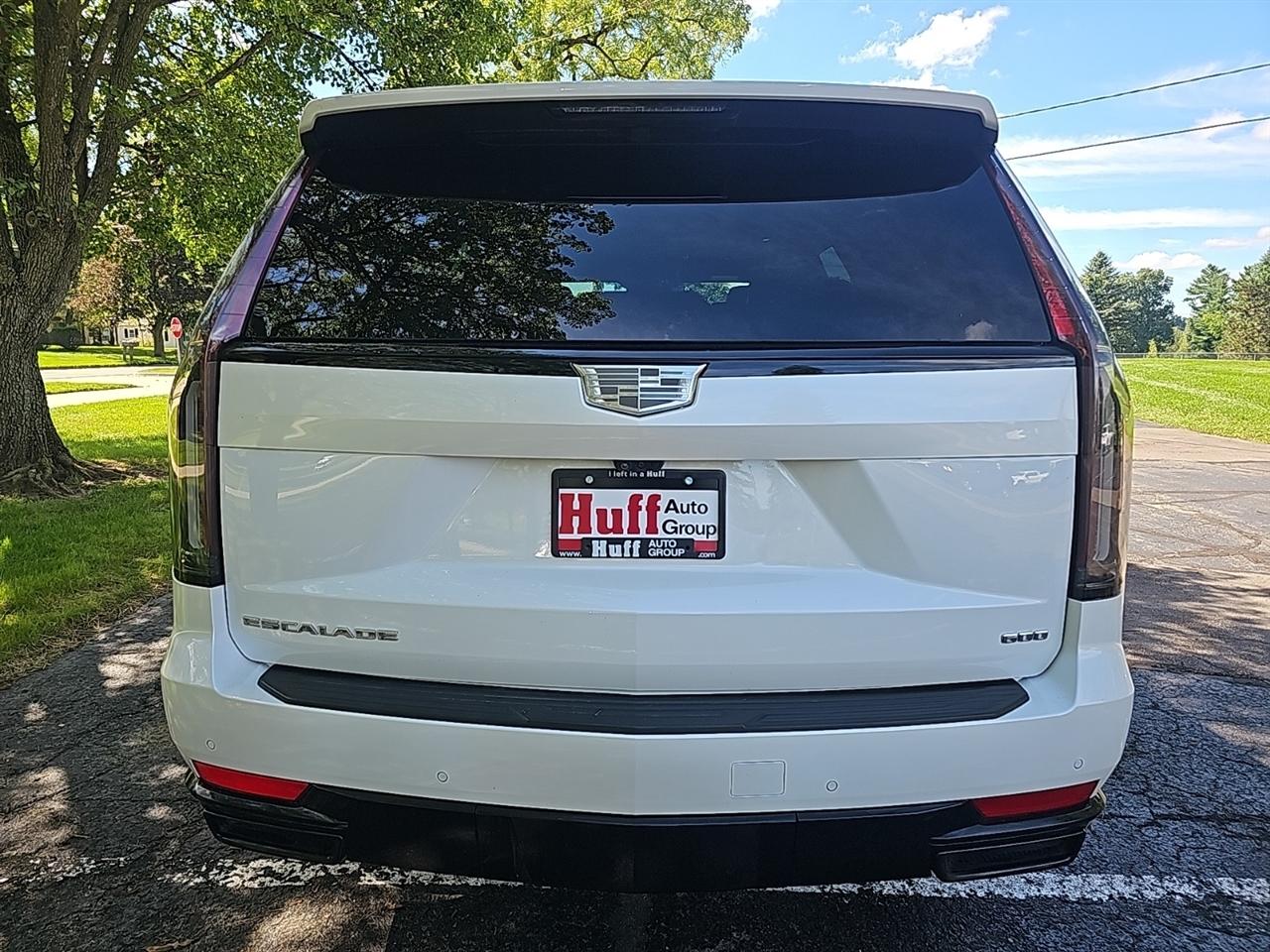 Cadillac Escalade 4WD 4dr Sport 2024