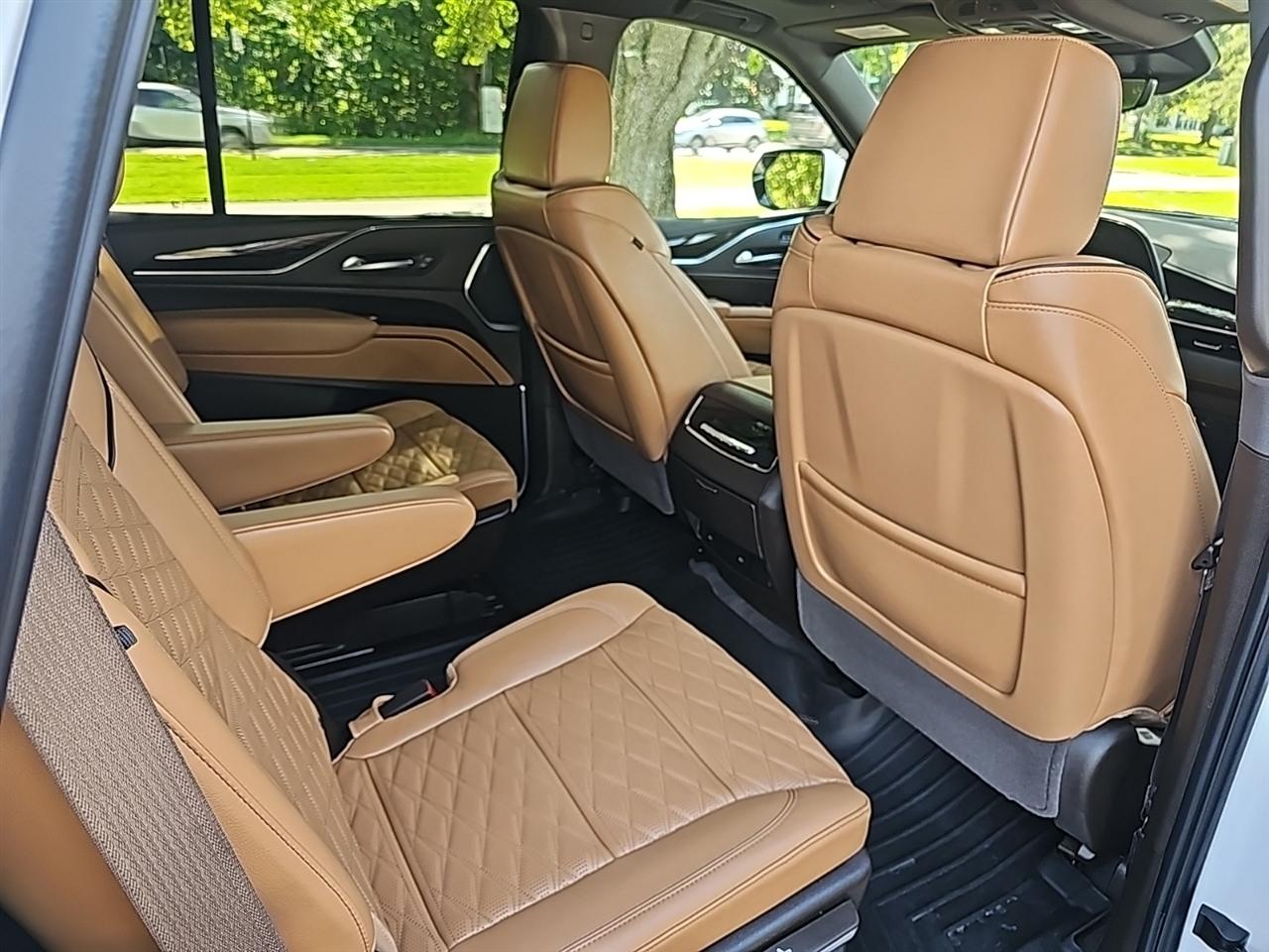 Cadillac Escalade 4WD 4dr Sport 2024