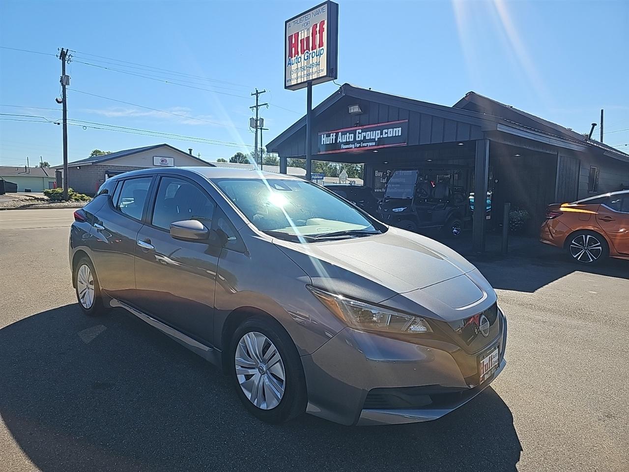 Gun Metallic (kad) 2025 Nissan LEAF Hatchback Front-Wheel Drive 1-Speed Dual Clutch