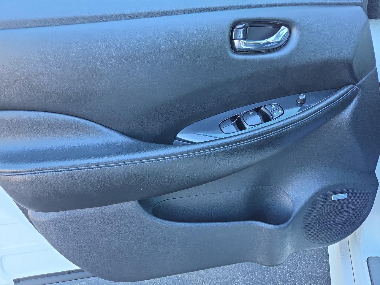 Nissan Leaf SL Hatchback 2018