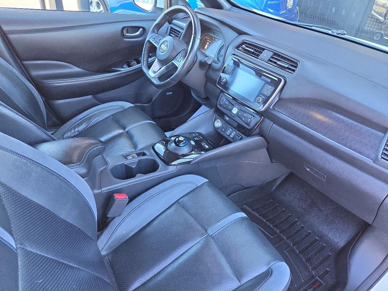Nissan Leaf SL Hatchback 2018
