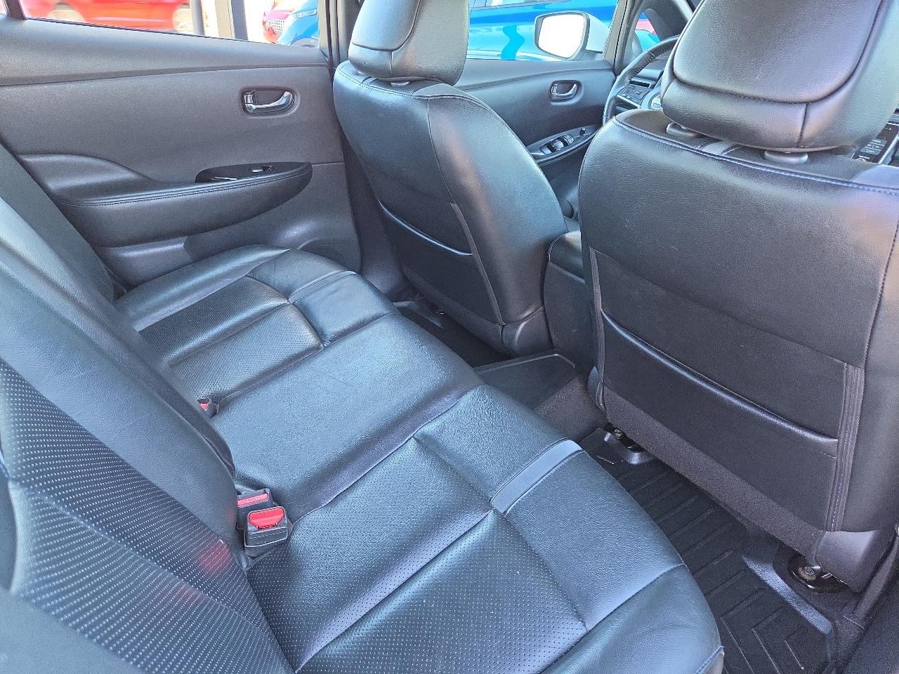 Nissan Leaf SL Hatchback 2018
