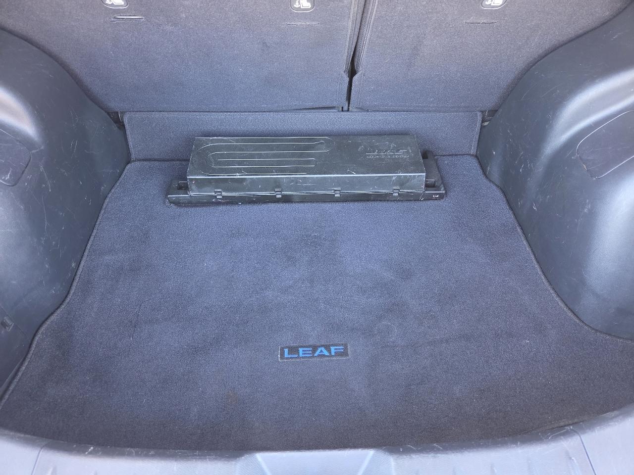 Nissan Leaf SL Hatchback 2018