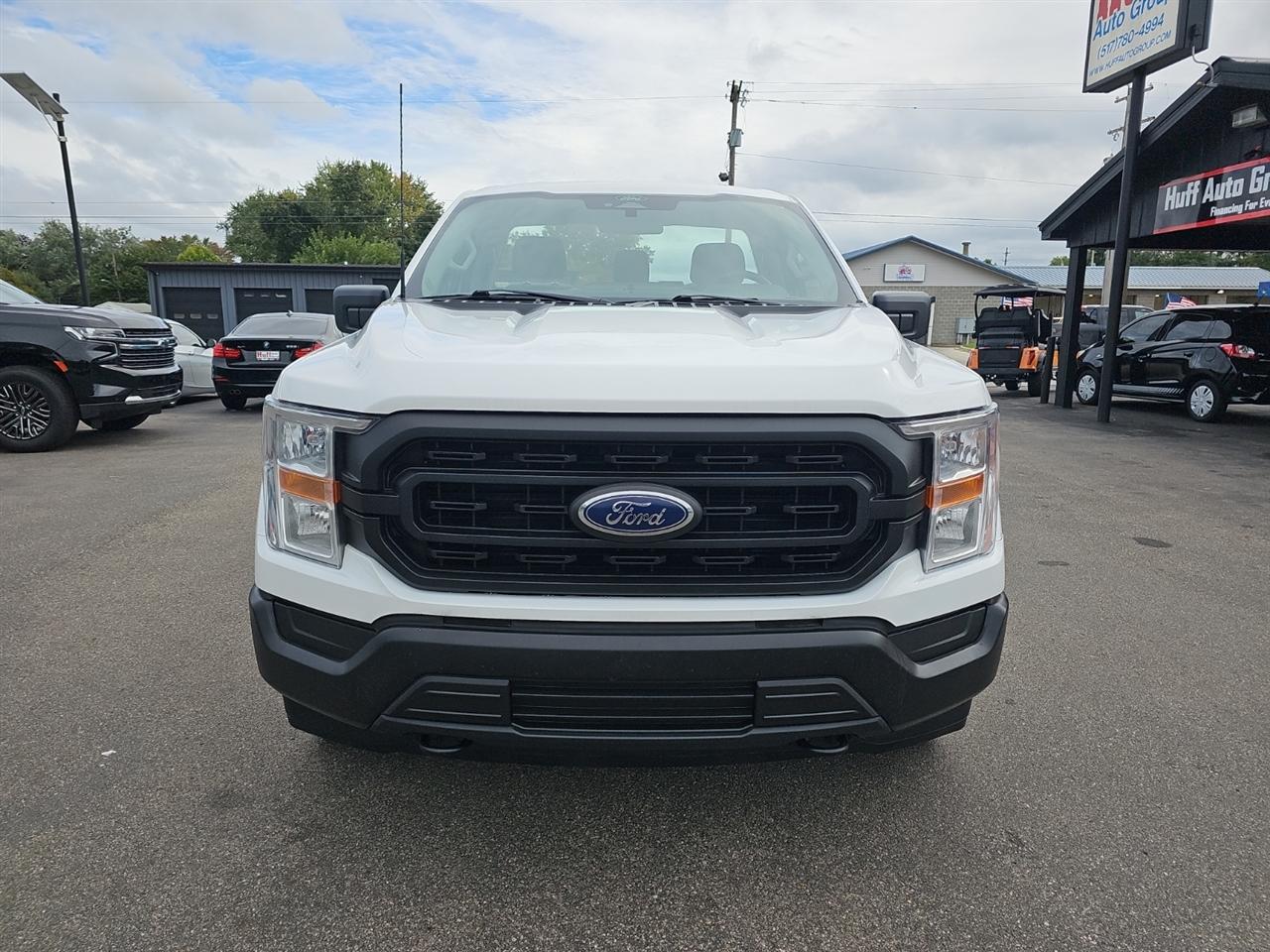 Ford F-150 XLT 4WD Reg Cab 8' Box 2022